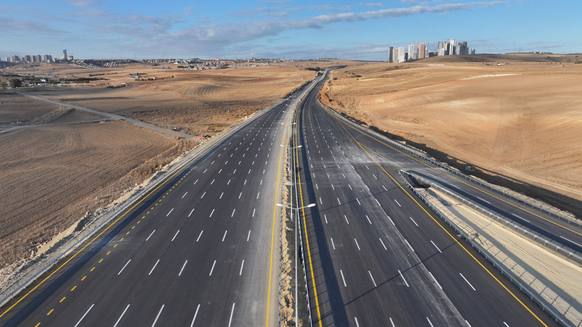 Ankara Büyükşehir Belediyesi'nden trafiğe nefes aldıracak yeni bulvar